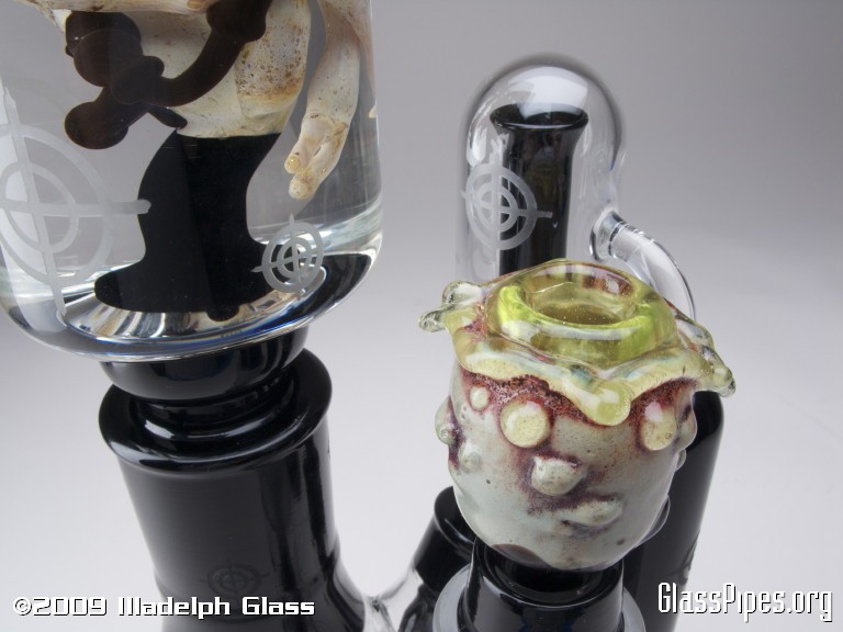 Piece-of-the-Week-Illadelph-Alien-Bong-Bowl2