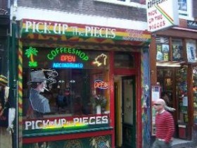 amsterdam coffee shop no weed pass, Source: http://stopthedrugwar.org/chronicle/2012/oct/30/dutch_national_weed_pass_dead