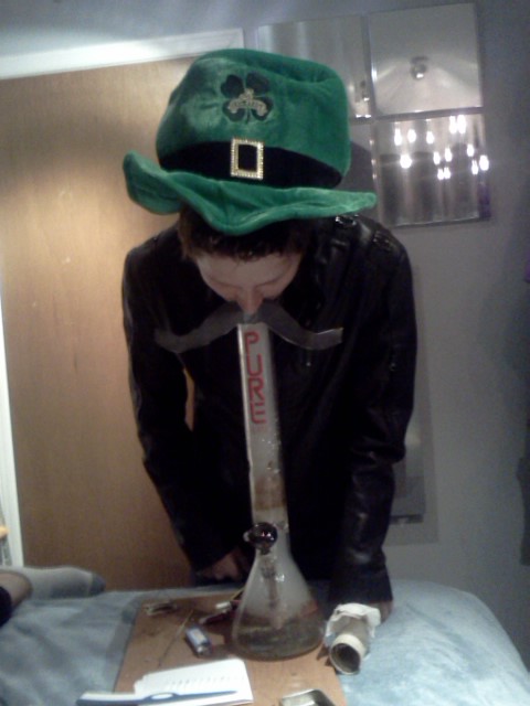 Leprechaun Bong Hit | St. Patrick's Day