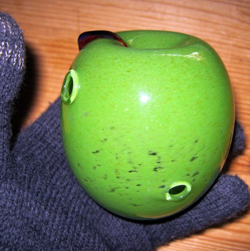 Weedist Piece of the Week | Glass Fruit Pipes | Glass Green Apple Party Bowl Pipe