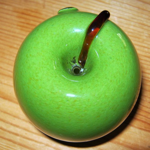 Weedist Piece of the Week | Glass Fruit Pipes | Glass Green Apple Party Bowl Pipe