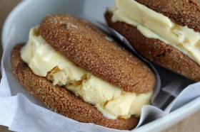 Great Edibles Recipes: Gingersnap Ice Cream Sandwiches