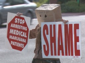 Colorado MMJ Patients Protest Lack Of Confidentiality