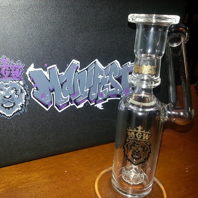 Instafire: Manifest Glassworks CirqPerc Sidecar, posted by Diablo Dabs Seattle