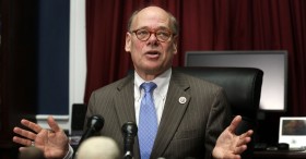 steve-cohen-muzzle-drug-czar Source: http://www.washingtonpost.com/blogs/reliable-source/files/2013/07/166415836_image_982w.jpg