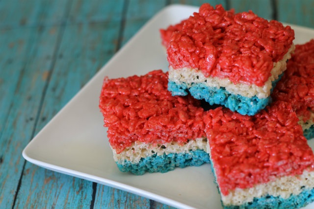 Great Edibles Recipes: Patriotic Marshmallow-Ganja Treats, Source: http://lilluna.com/fouth-of-july-rice-krispies-treats/