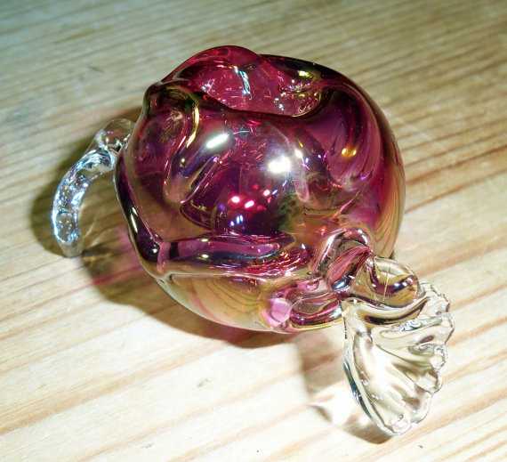 Piece of the Week | Harry Potter Golden Snitch Pipe - Weedist