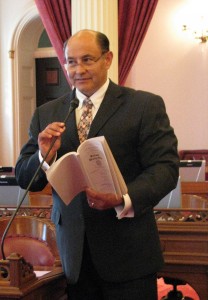 California-Senator-Correa-Addressing-Senate-012 - Bill to Regulate California’s Medical Pot Businesses Continues, Source: http://www.theliberaloc.com/wp-content/uploads/2009/10/Senator-Correa-Addressing-Senate-012.jpg