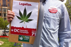 Poll Shows a Record 65 Percent of Washington, D.C. Voters Support Ballot Initiative 71 | Source: http://www.thedailychronic.net/2014/36940/dc-voters-ready-to-approve-marijuana-legalization-in-november/