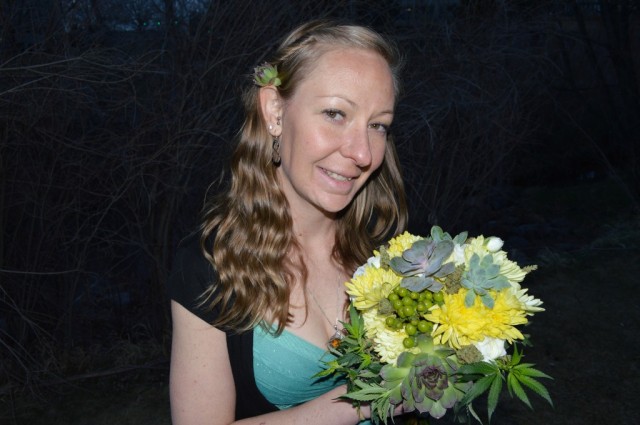 Buds and Blossoms: Cannabis Bouquets for Wedding Parties by Bec Koop, Source: http://becsblossoms.com/wp-content/uploads/2014/04/DSC_0895-1024x680.jpg