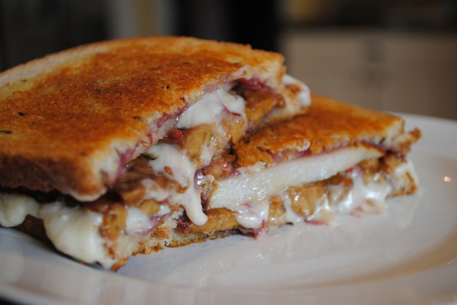 Great Edibles Recipes: Raspberry-Pear Grilled Cheese Sandwich, Source: http://www.thatwasvegan.com/wp-content/uploads/2012/05/pear-bacon-raspberry-grilled-cheese4-1024x685.jpg