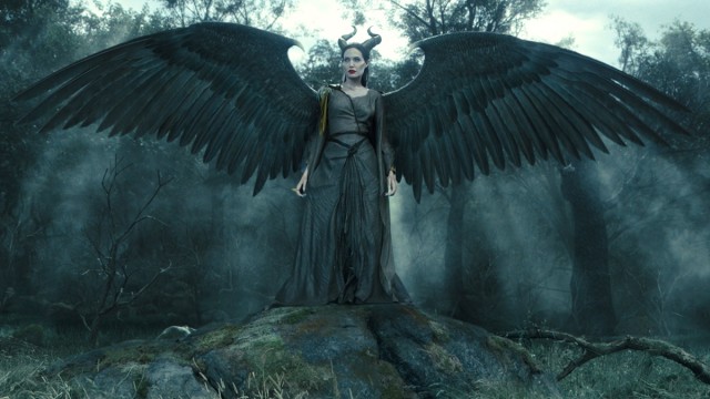 Great Movies While High: Maleficent, Source: http://l.yimg.com/os/publish-images/movies/2014-05-13/8601f540-dac3-11e3-9f86-9725a48e981b_maleficent_featurette_gs.jpg
