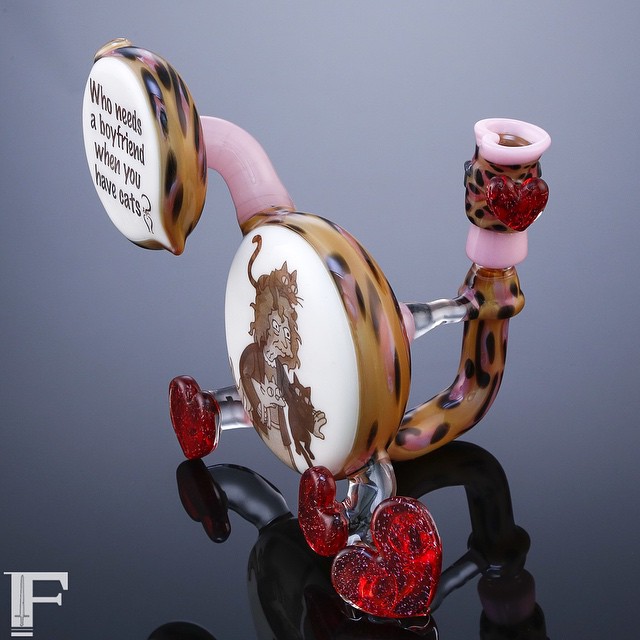 Instafire Who Needs Cats Rig by @fuzionglassgallery