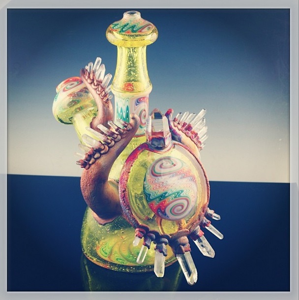 Piece of the Week | Authentic Crystal Fused Dab Rigs - Weedist