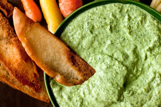 Great Edibles Recipes: Green Goddess Dip, Source: http://graphics8.nytimes.com/images/2014/04/08/dining/goddessdip/Greek-Goddess-Dip-superJumbo-v2.jpg