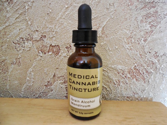 Product Review: Pure Medical Cannabis Tincture by Cannabis Medicinals of California, Source: Weedist.com