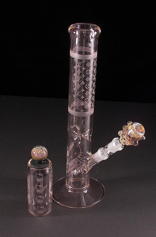 Piece of the Week | Hello Kitty Bong