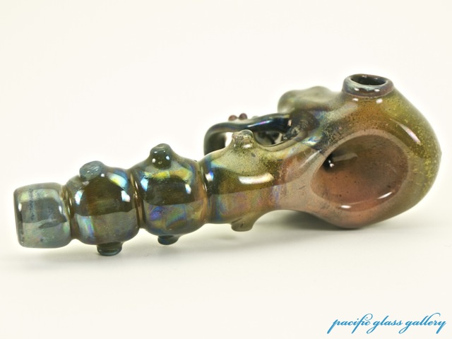 Piece of the Week | Spine Pipes and Bongs