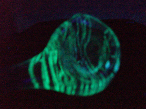 Piece of the Week | Glow in the Dark Paraphernalia - Spoon Pipe
