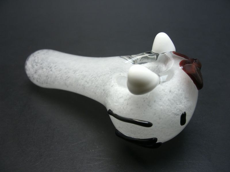 Piece of the Week | Glow in the Dark Paraphernalia - Hello Kitty Spoon