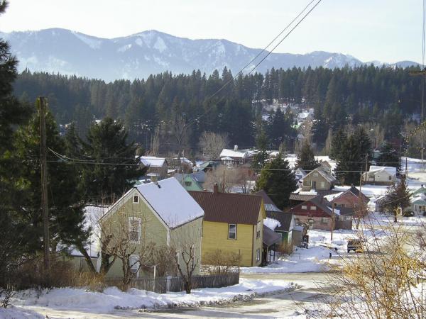 Roslyn WA 2, Source: http://photos.wikimapia.org/p/00/00/91/44/76_big.jpg