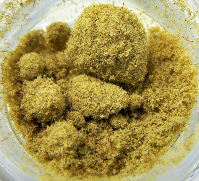Dispenary Life: Quarantining and Washing Kief Laden Clothes, Source: http://i1004.photobucket.com/albums/af169/capturetheflag/PremiumKief-1.jpg
