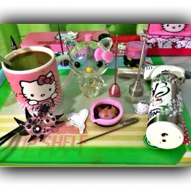 Instafire: Pothead Princess Hello Kitty Heady Dab Set