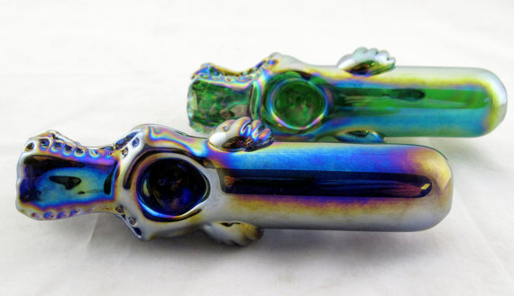 Piece of the Week | Iridescent Tribal Dragon - Weedist
