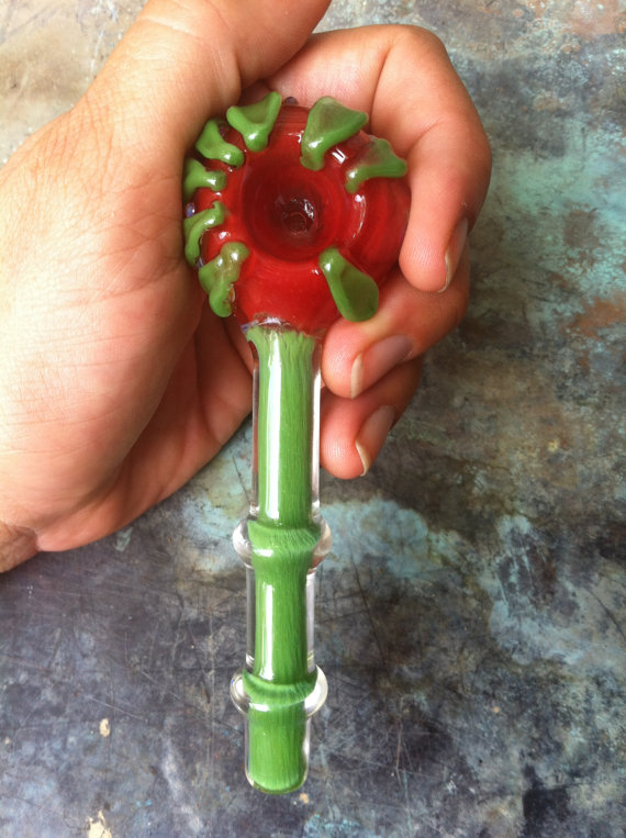Piece of the Week | Strawberry Fields Pipe - Weedist