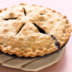 Great Edibles Recipes: Blackberry-Apple “Pot”-Pie
