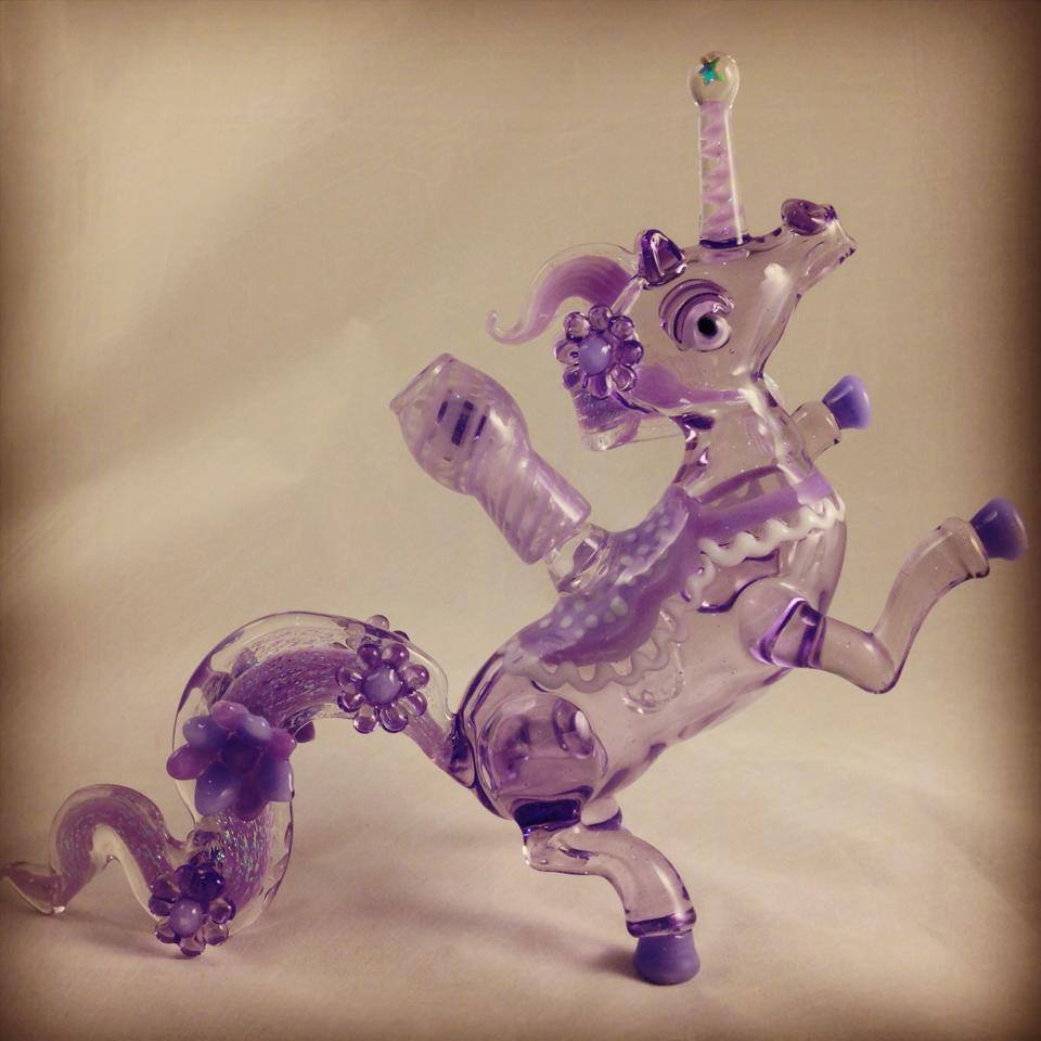 Piece of the Week | Unicorn Dab Rigs - Weedist