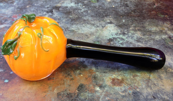 Piece of the Week | Pumpkin Pipe - Weedist