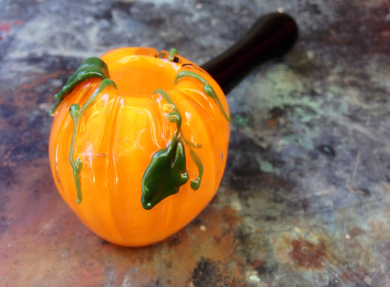 Piece of the Week | Pumpkin Pipe - Weedist