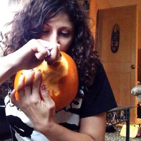 Instafire: Pumpkin Bong