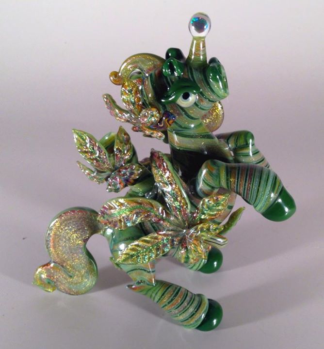 Piece of the Week | Stoner Unicorns - Weedist