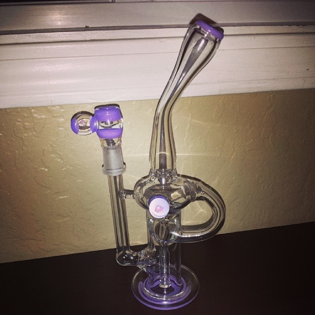 Instafire CHT Glass Custom Recycler by @chtglass