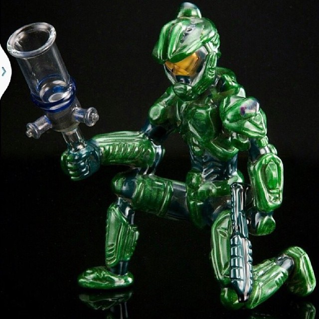 Instafire: HALO Master Chief Dab Rib by Mako, Source: http://instagram.com/theglassnetwork