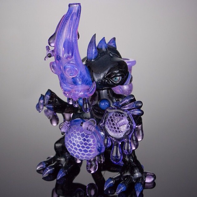Instafire: Hedgwin by Joe Peters and Salt, Source: http://instagram.com/theglassnetwork