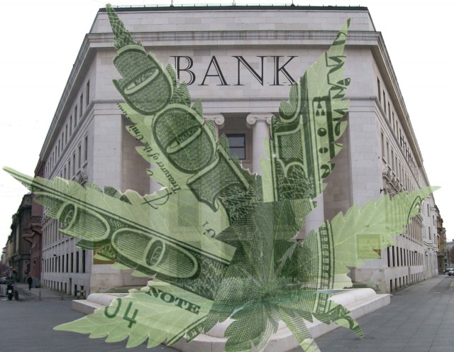 Oregon Bank Accepts Cannabis Business, Then Rescinds Offer, Source: http://cannabiscapitalsummit.org/wp-content/uploads/2014/02/Banking.gif