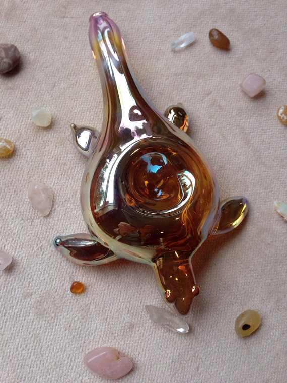 Piece of the Week | Gold Fumed Sea Turtle - Weedist