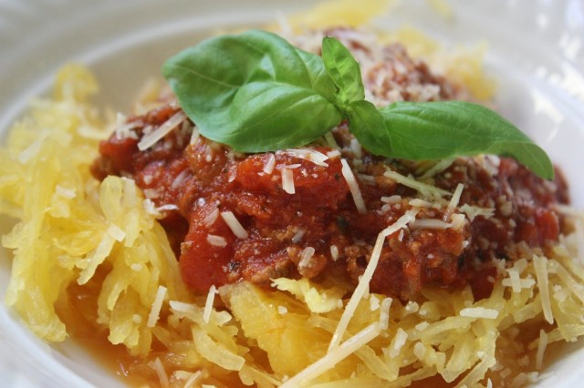 Great Edibles Recipes: Baked Spaghetti Squash with Homemade Tomato Sauce, Source: http://www.fitstrengthconditioning.com/spaghetti-squash-with-hearty-bison-bacon-meat-sauce/