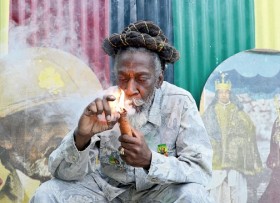Jamaica Decriminalizes Marijuana in Small Amounts