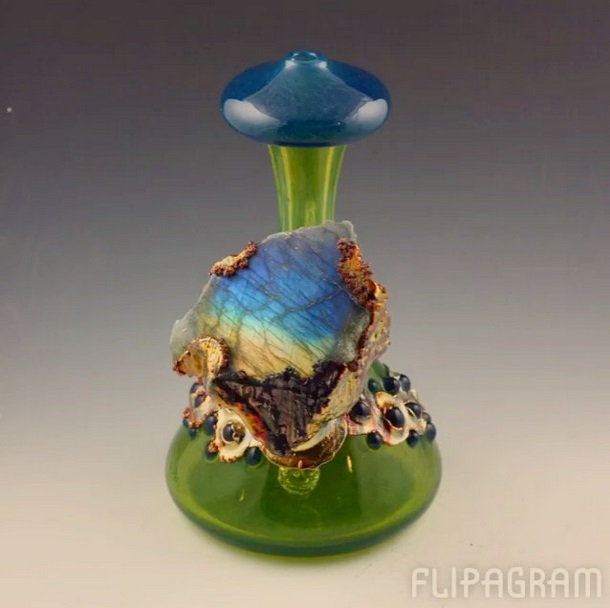 Piece of the Week | Authentic Crystal Fused Dab Rigs - Weedist
