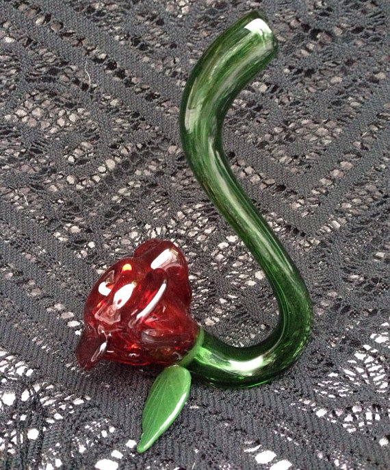Piece of the Week | Glass Rose Sherlock Pipe - Weedist