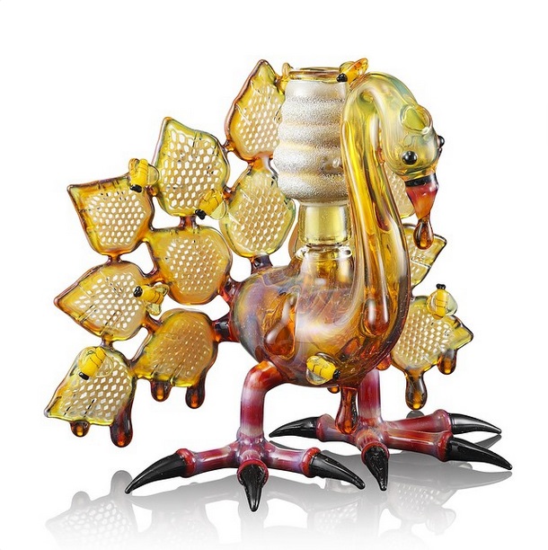 Piece of the Week | Honey Rigs by Joe Peters - Weedist