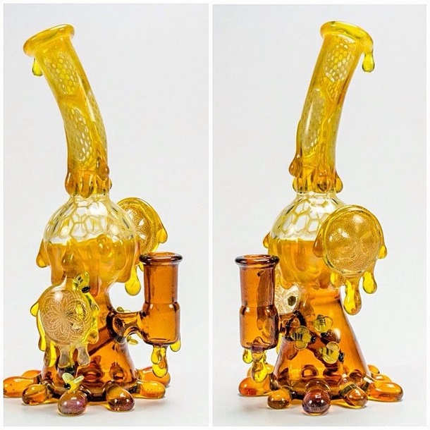 Piece of the Week | Honey Rigs by Joe Peters - Weedist