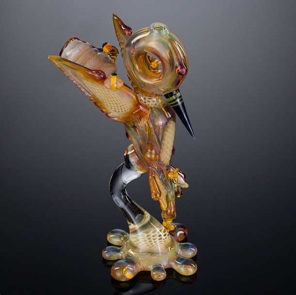 Piece of the Week | Honey Rigs by Joe Peters - Weedist