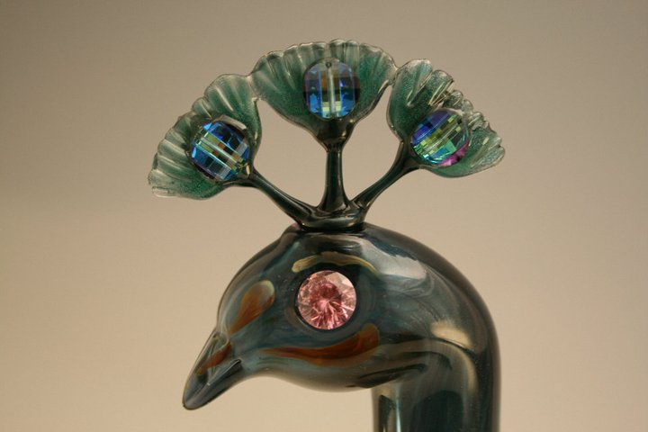 Piece of the Week | Gorgeous Peacock Rig by Dellene Peralta - Weedist