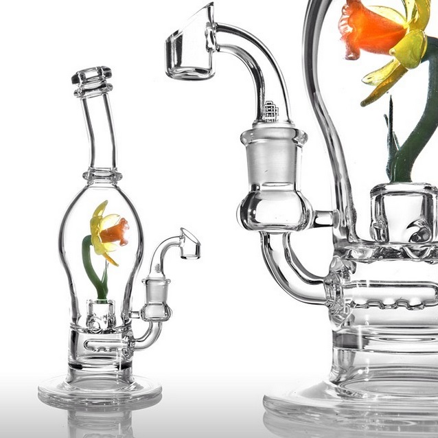Piece of the Week | Philly Floral Rigs by Katie Severance - Weedist