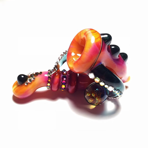 Piece of the Week | Swarovski Crystal Sherlock Pipe - Weedist